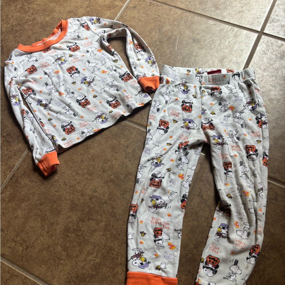 Peanuts Halloween Kids Pajama Set - Orange and White